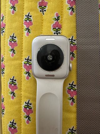 Apple Watch SE Oro y Plata