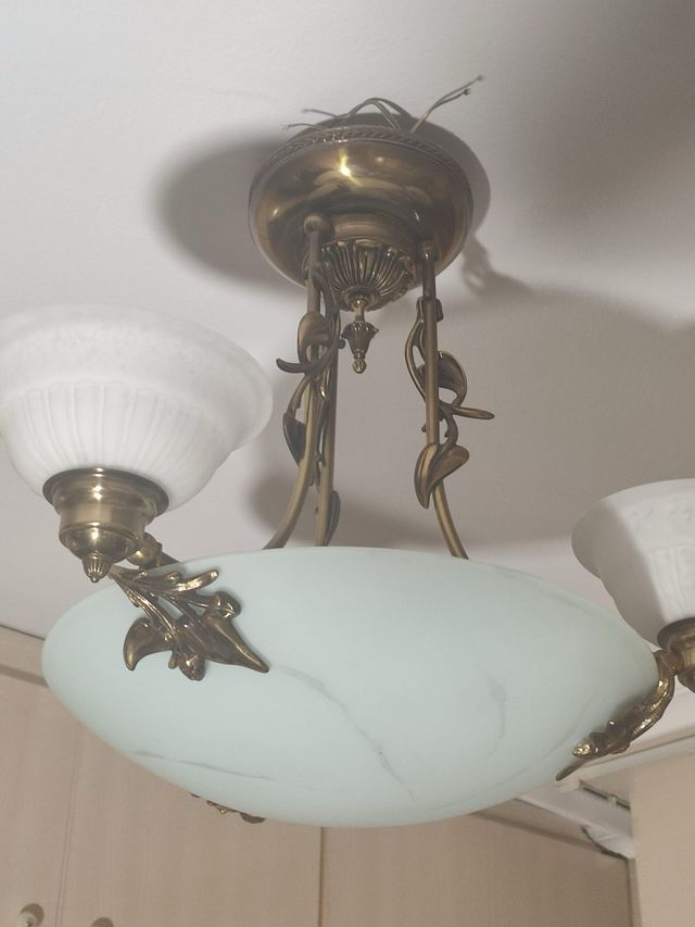 Lámpara de techo clásica dorada