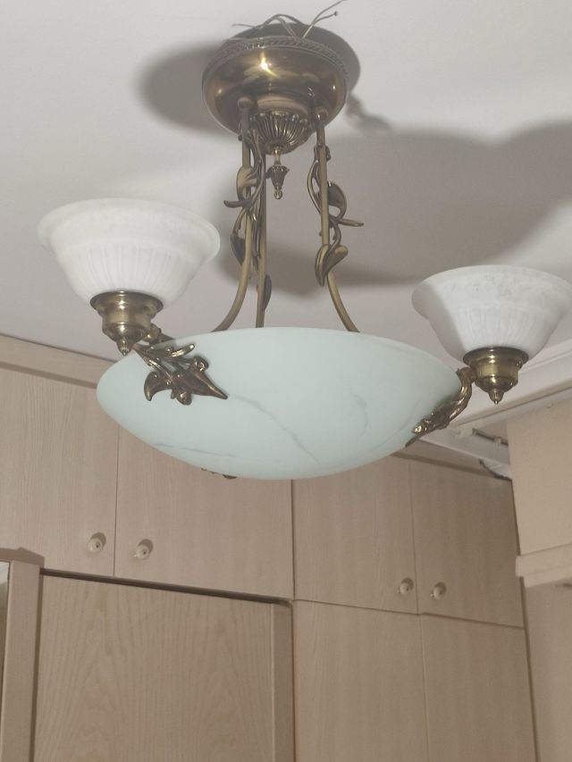 Lámpara de techo clásica dorada