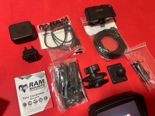 TomTom Rider GPS moto + RAM Mounts