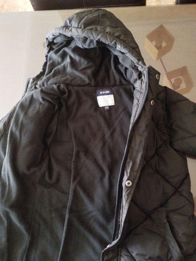 Abrigo acolchado negro Kiabi niños 10 años