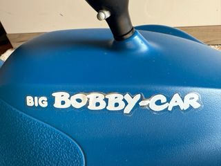 Coche correpasillos azul para bebés