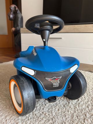Coche correpasillos azul para bebés