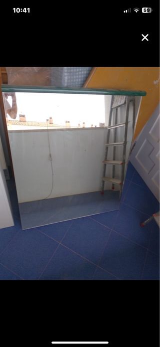 Specchi in vari modelli e dimensioni