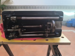 Máquina de coser antigua