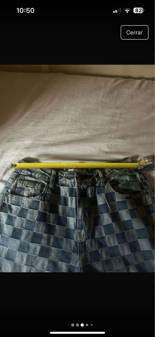 Pantalón vaquero a cuadros