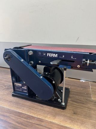 FERM Lijadora de banda