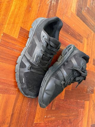 Zapatillas deportivas negras talla 45