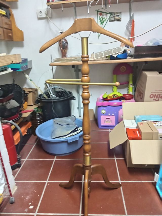 Perchero de pie madera y metal