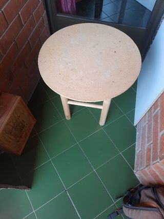 Mesa camilla redonda de madera
