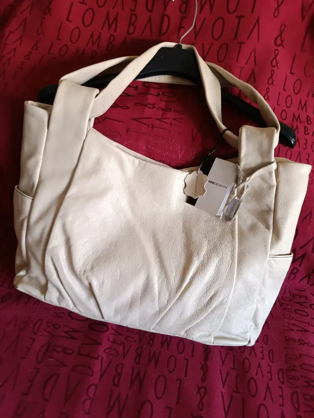 Bolso de Piel 45cm.×30 Nuevo