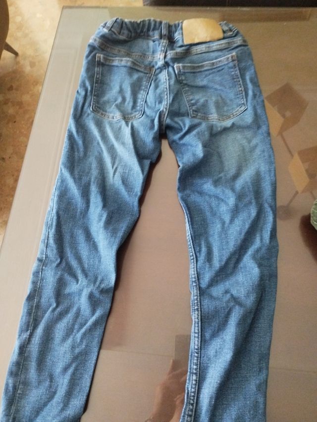 Jeans Zara niño Talla 11-12. Skinny