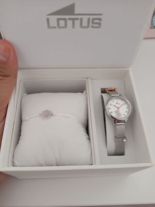 Reloj Lotus Plata con Pulsera