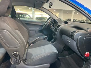 Peugeot 206 CC 1.6 HDI