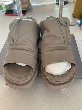 Sandalias de Piel Beige