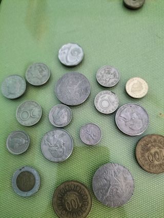 Lote de monedas de varios países