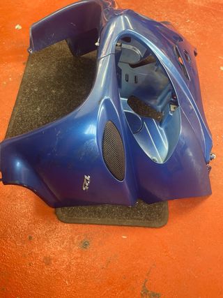 Frontal Piaggio X9 125 Azul