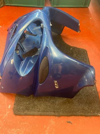 Frontal Piaggio X9 125 Azul
