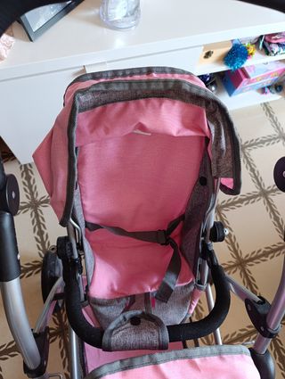 Carrito gemelar para muñecas rosa