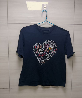 Camiseta Minnie Mouse y Daisy Duck Corazón