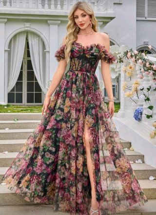 Vestido de fiesta floral invitada