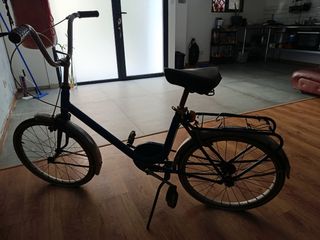 Bicicleta BH antigua azul