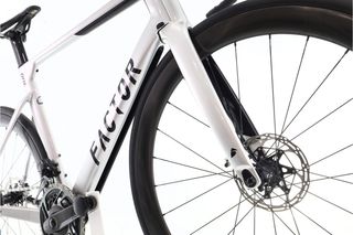 Factor One AXS 12V t.56