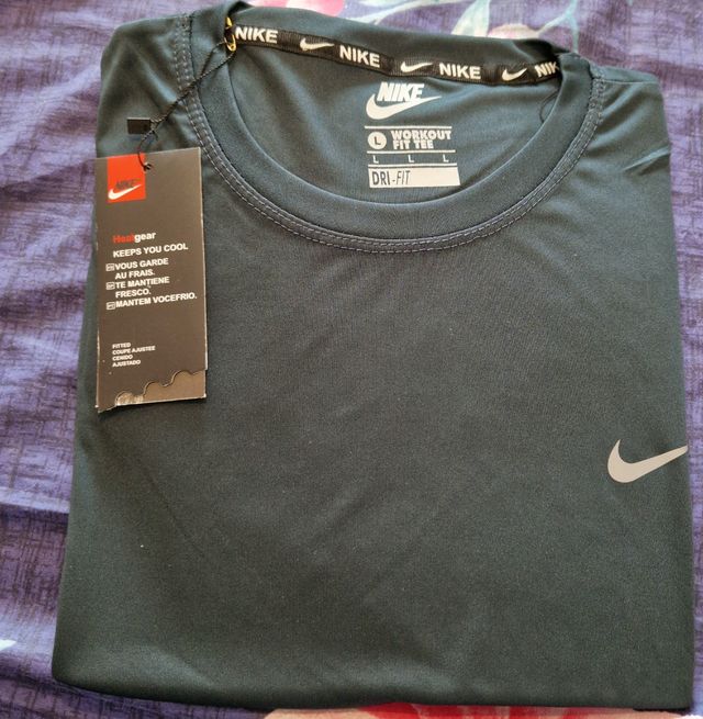 Camiseta Nike Dri-Fit Talla L teal