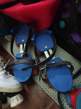 Lote Patines y Zapatillas Moon Shoes Antiguos