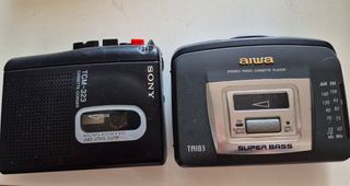 Lote 2 Grabadoras Casete Sony TCM-323 y Aiwa TA183