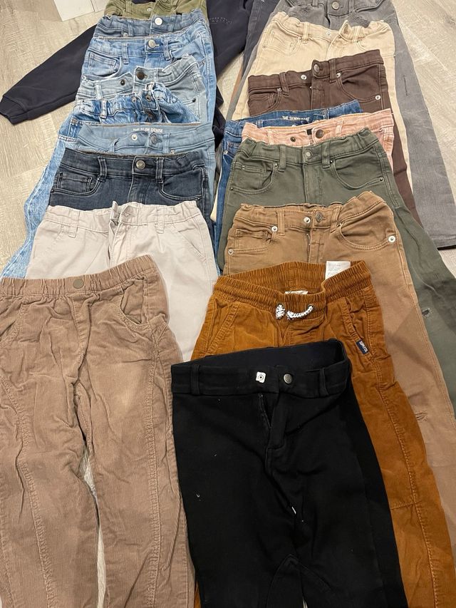 Lote 7 Pantalones y camisetas Zara Niños Talla 4/5