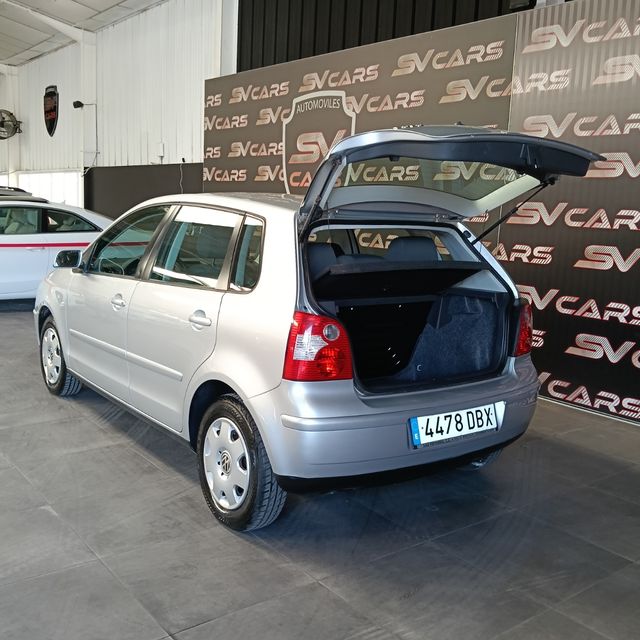 Volkswagen Polo 1.4 75 Cv. Con sólo 53.000 kms.