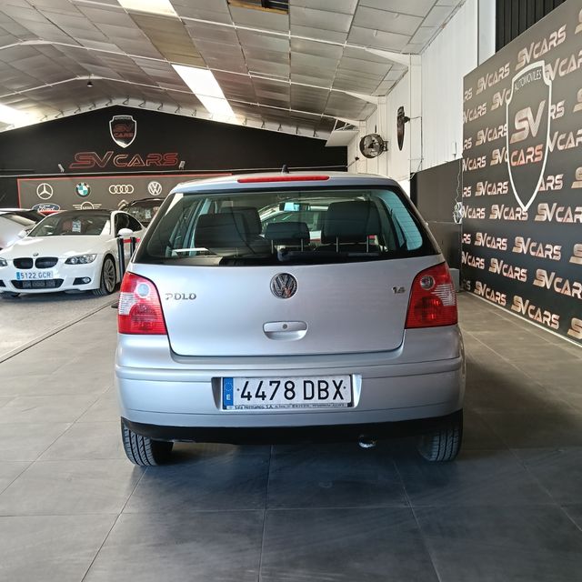 Volkswagen Polo 1.4 75 Cv. Con sólo 53.000 kms.