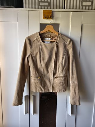 Chaqueta de piel beige