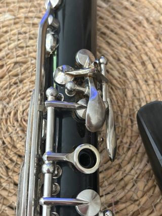 Clarinete de estudio con boquilla Selmer C85. 120