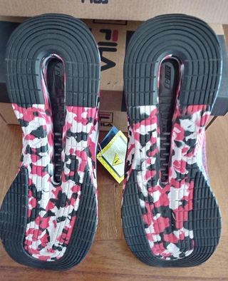 Zapatillas Fila Running Camuflaje Negro Rojo