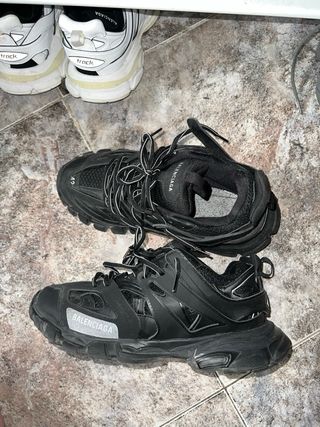 Balenciaga Track 42