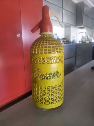 Sifón Geiser amarillo vintage