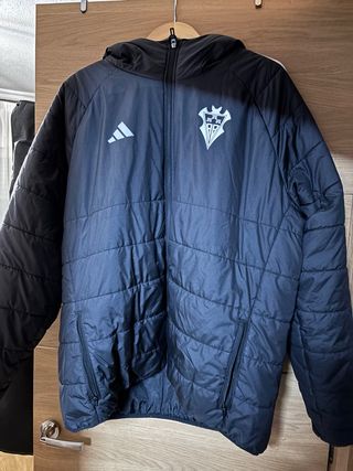 Abrigo Adidas Negro con Capucha