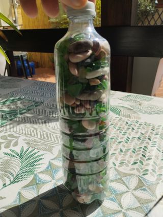 Pietre colorate per decorazione