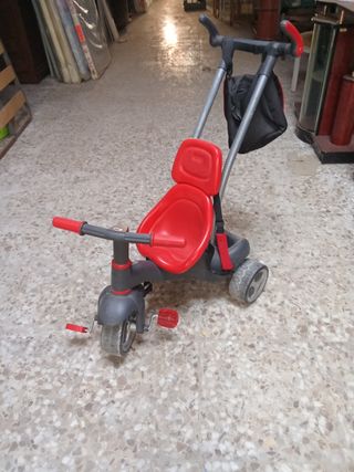 Triciclo infantil rojo
