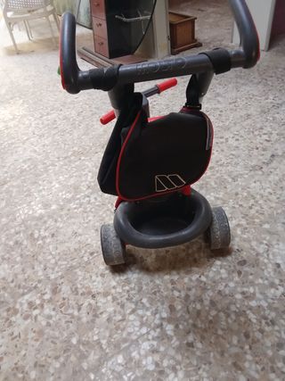 Triciclo infantil rojo