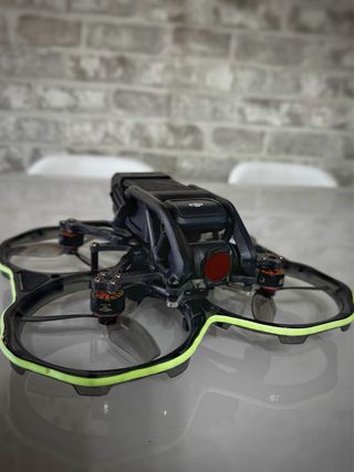 dji Avata Axisflyng 3.5" y repuestos