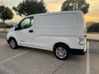 Nissan NV200 2020 