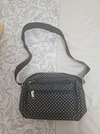 Bolso cruzado lunares blanco y negro