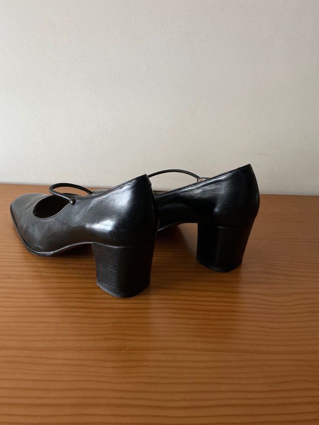 Zapatos de piel negros