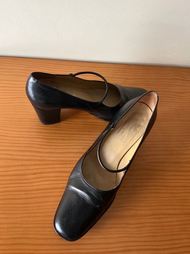 Zapatos de piel negros