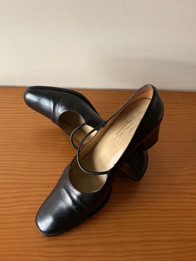 Zapatos de piel negros