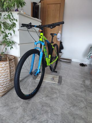Bicicleta Cube Aim Kiwi/Blue