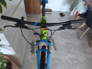 Bicicleta Cube Aim Kiwi/Blue
